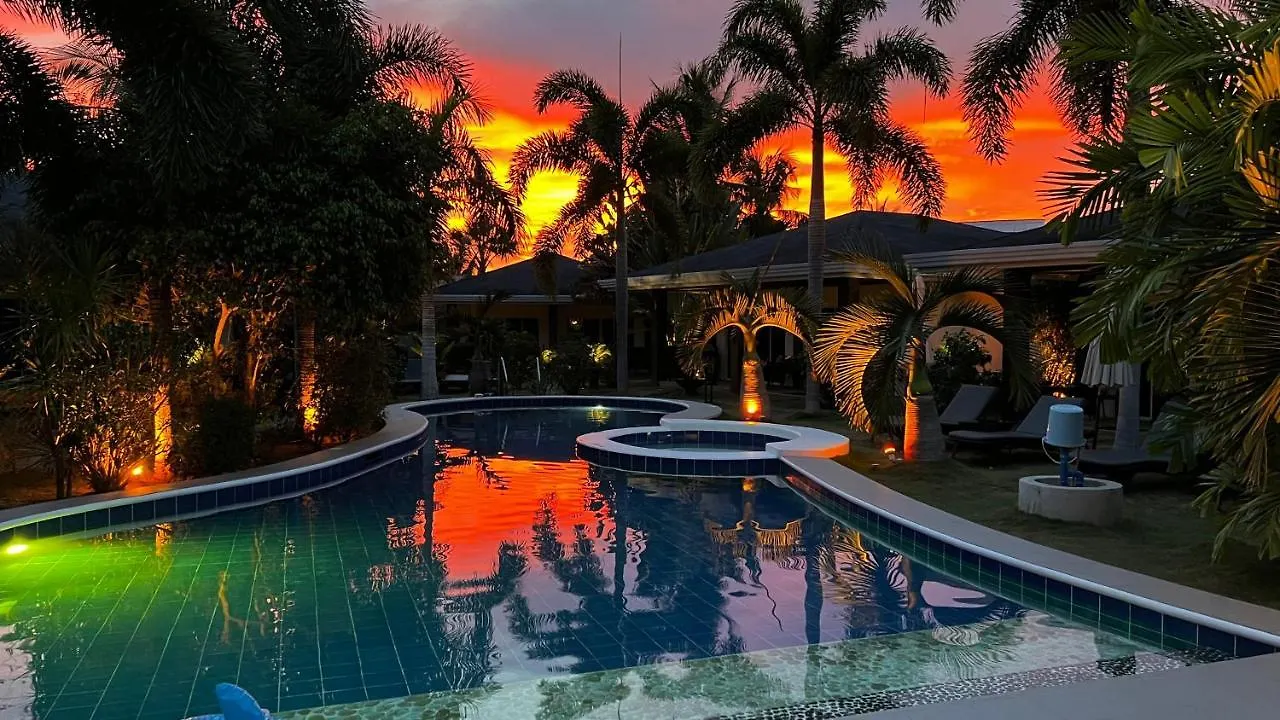 Alona Royal Palm Resort And Restaurant Libaong