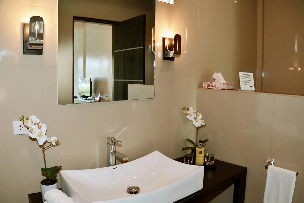 Alona Royal Palm Resort And Restaurant Libaong Philippines